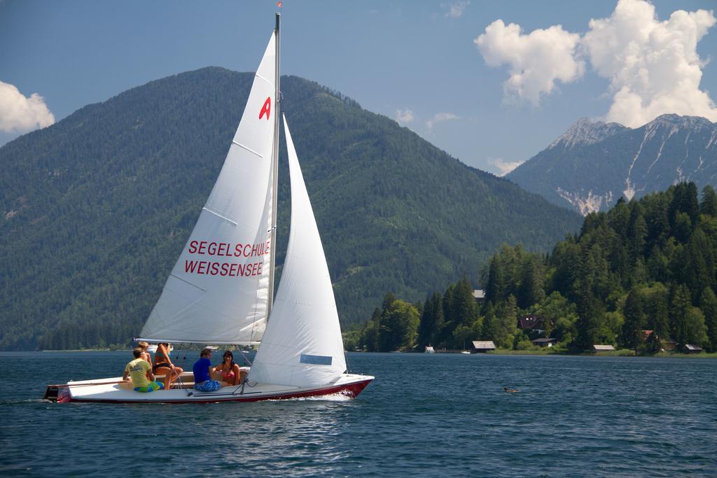 Ferienhof Obergasser Und Bergblick Weissensee Bagian luar foto